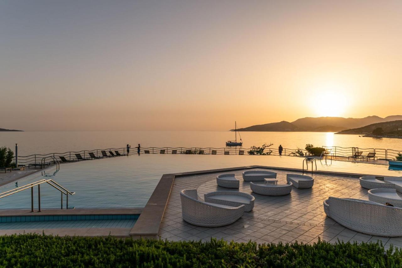 Apart-hotel Plat Mlini